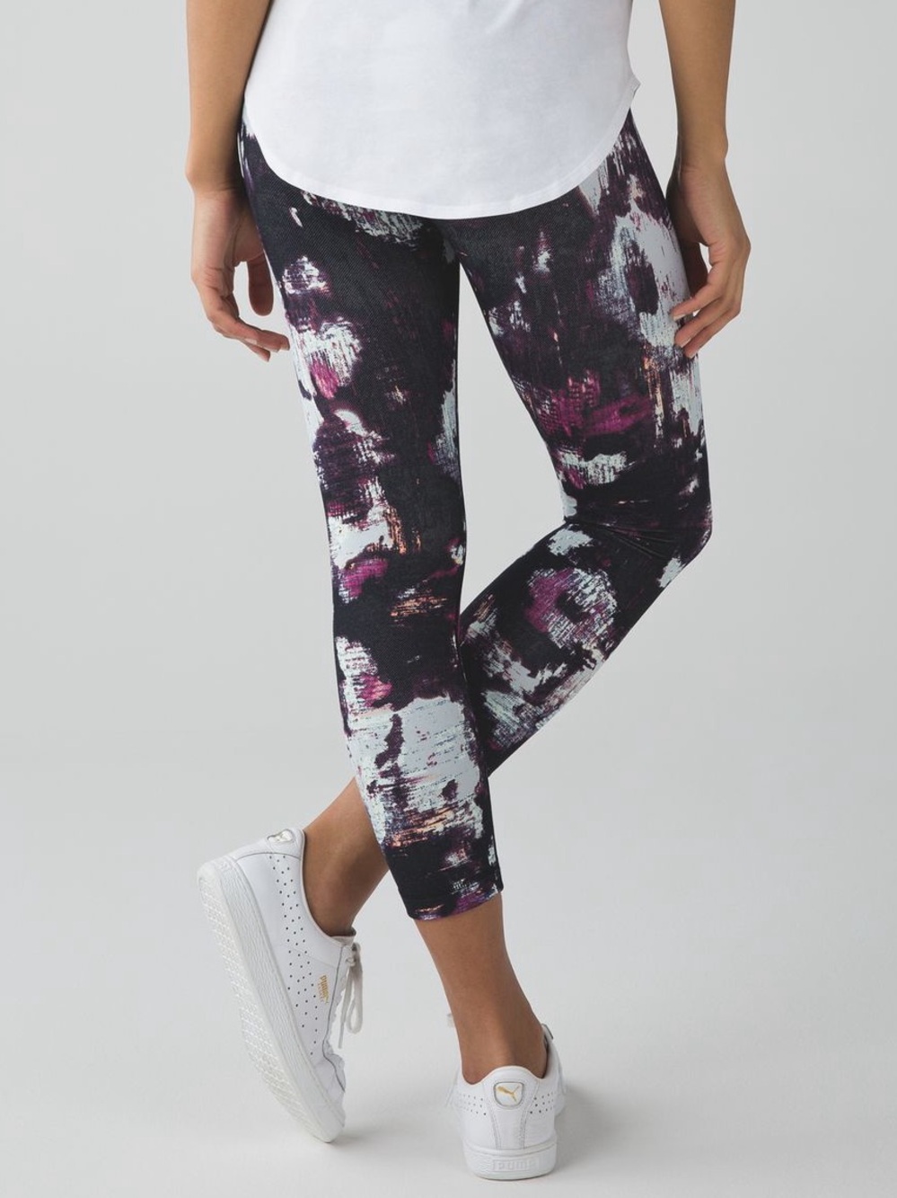 Lululemon Wunder Under Crop III Kara Blossom 
multi leggings